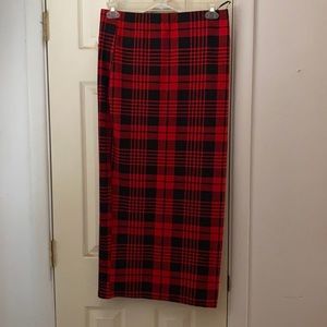 Thin buffalo plaid pull on maxi skirt